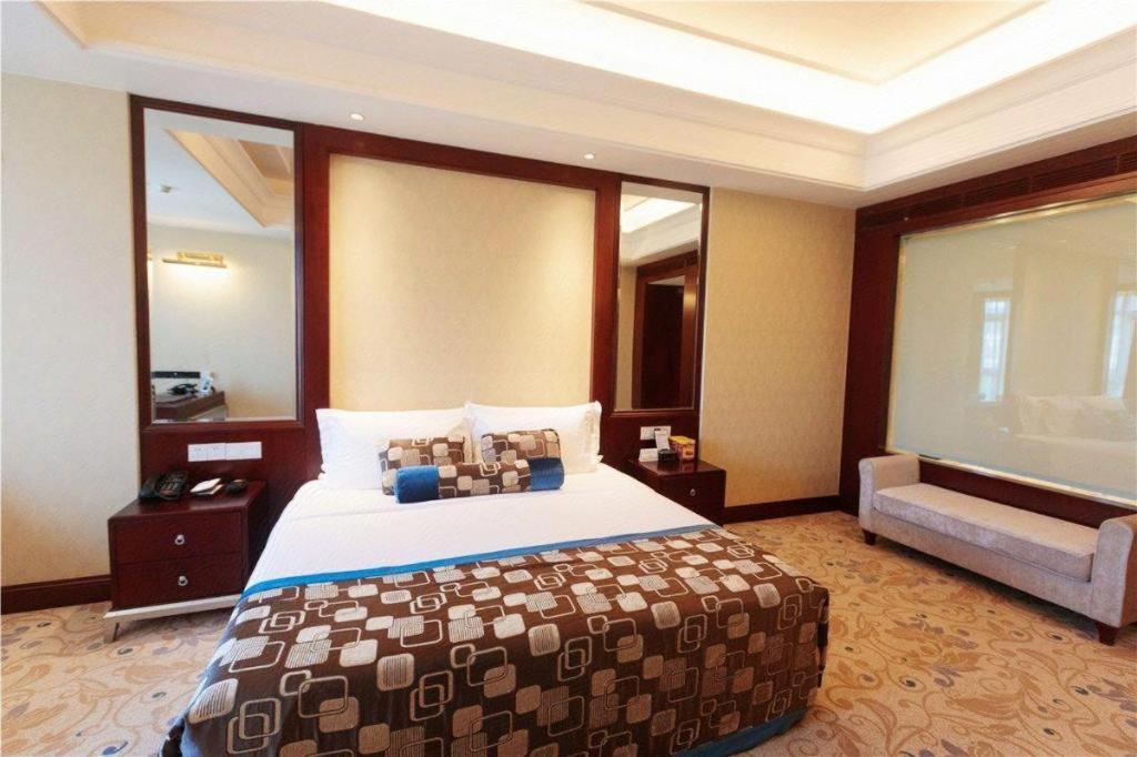 Linyi Blue Horizon International Hotel Yi He Extérieur photo