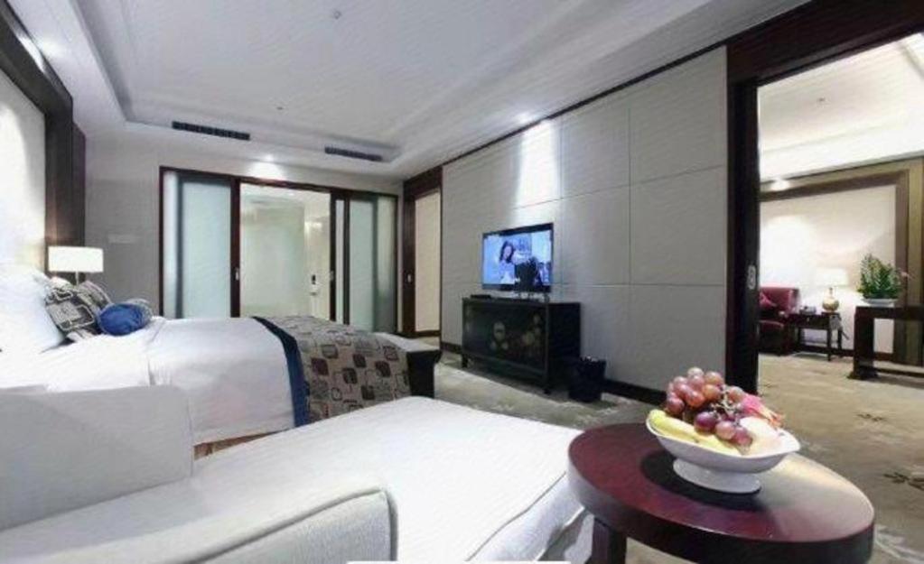 Linyi Blue Horizon International Hotel Yi He Extérieur photo
