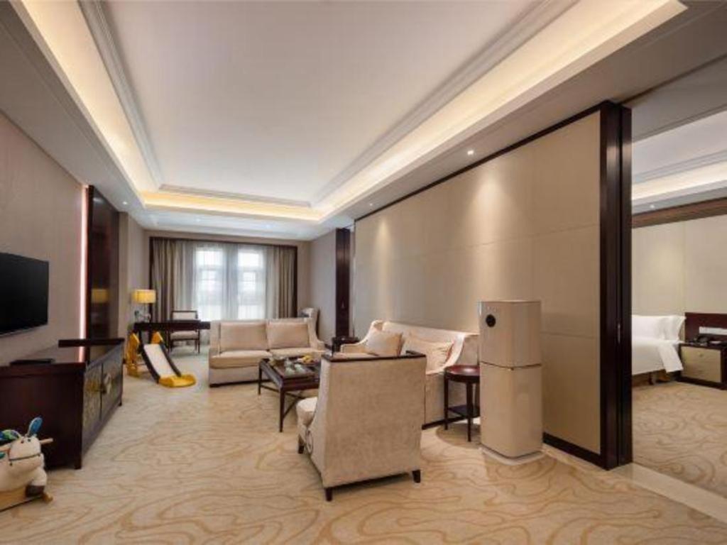 Linyi Blue Horizon International Hotel Yi He Extérieur photo