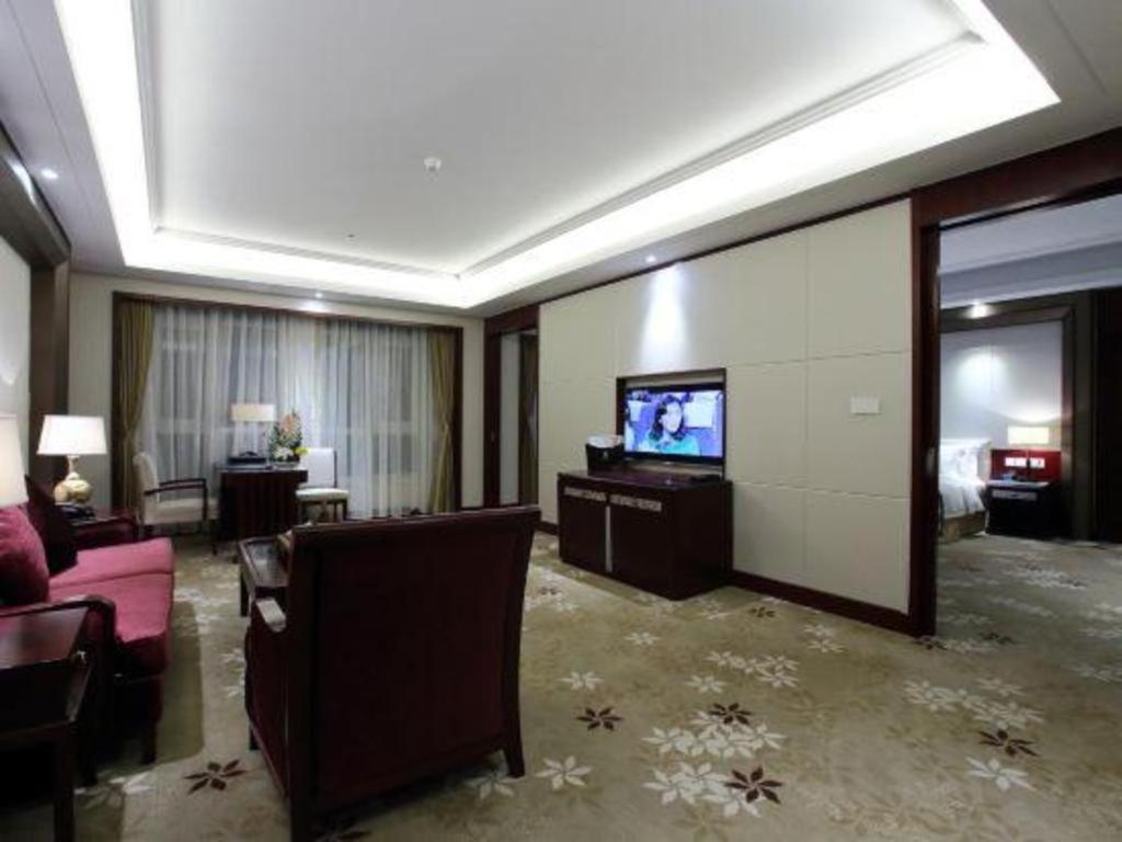 Linyi Blue Horizon International Hotel Yi He Extérieur photo