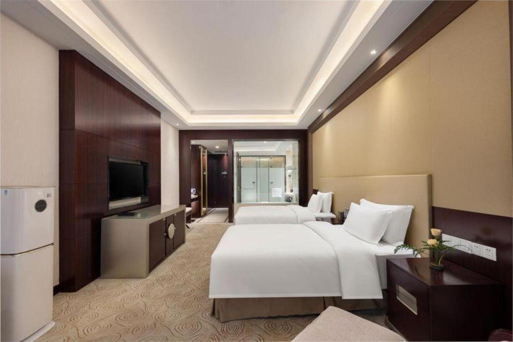 Linyi Blue Horizon International Hotel Yi He Extérieur photo